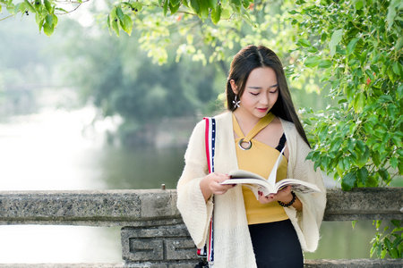 中國古典文獻學在職研究生報考條件