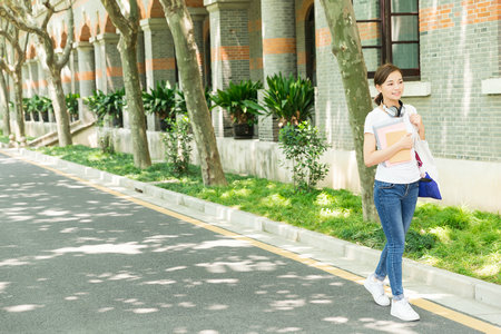 內(nèi)蒙古財(cái)經(jīng)大學(xué)同等學(xué)力申碩考試科目