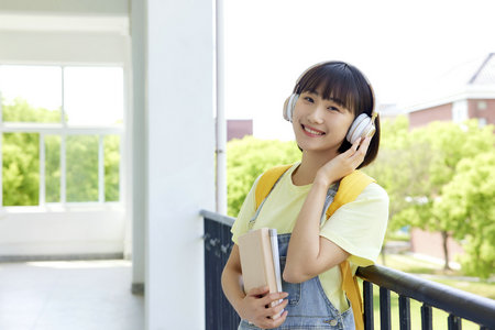 國際經(jīng)貿(mào)關(guān)系中外合辦報名入口