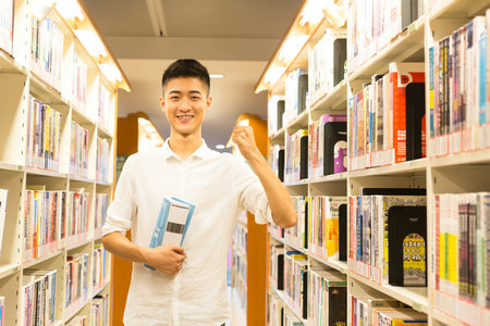 美國西東大學報名入口