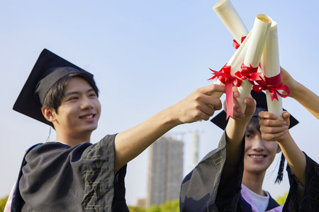 參加吉林財經(jīng)大學(xué)非全日制研究生復(fù)試需要注意什么