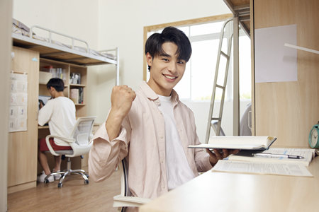 上海師范大學非全日制研究生成績查詢入口 上海師范大學非全日制研究生成績查詢入口