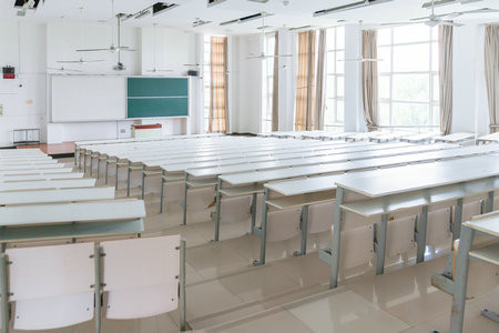 長江商學(xué)院MBA怎么查詢成績？