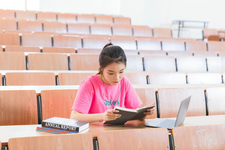 東北電力大學MPAcc成績怎么查詢？