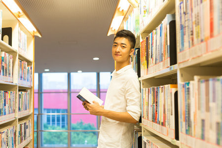 安徽財(cái)經(jīng)大學(xué)MPA考試成績(jī)?nèi)绾尾樵儯?></a>                                <div   id=