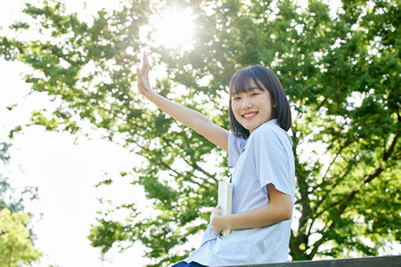 法國(guó)巴黎高等商業(yè)學(xué)院考試分?jǐn)?shù)線