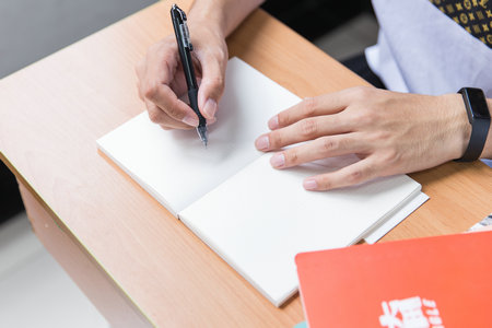 遼寧工業(yè)大學(xué)非全日制研究生分?jǐn)?shù)線在哪里看