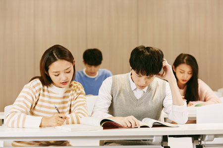 沈陽建筑大學(xué)MEM分數(shù)線每年是固定的嗎？