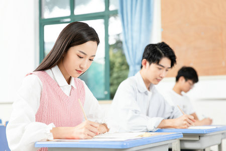 中央民族大學MPAcc調劑一般是幾月份？