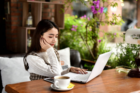 語言學及應用語言學在職研究生熱門招生院校