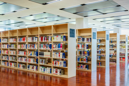 外國(guó)語(yǔ)言文學(xué)在職研究生熱門招生院校