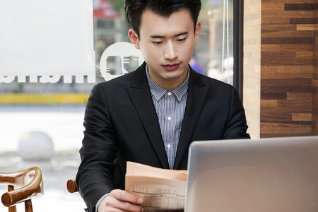 光學在職研究生招生人群