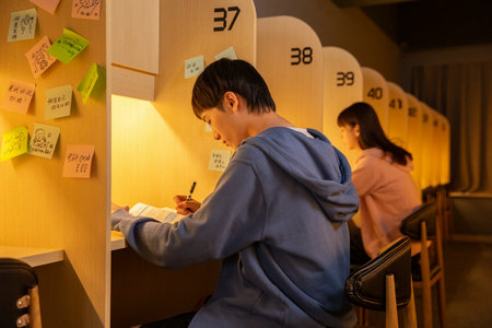 英國西倫敦大學國際博士招生對象