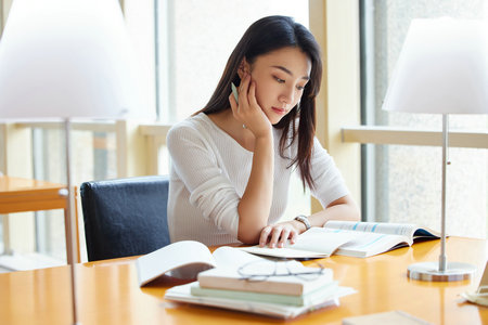 中國(guó)民航大學(xué)同等學(xué)力申碩招生簡(jiǎn)章