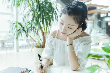 金融專碩(MF)招生簡章 金融專碩(MF)招生簡章