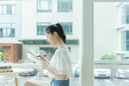 北京電影學(xué)院在職研究生招生條件 北京電影學(xué)院在職研究生招生條件