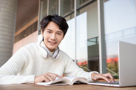 法國巴黎第十二大學招生流程