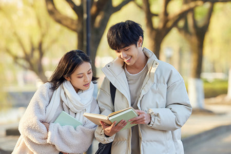 外國(guó)語(yǔ)言學(xué)及應(yīng)用語(yǔ)言學(xué)在職研究生招生流程