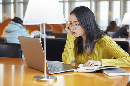 教育學(xué)原理在職研究生招生流程