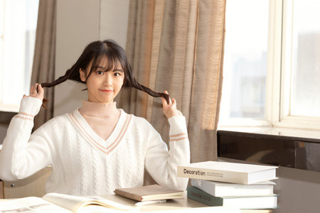 2025年北京第二外國語學(xué)院在職研究生招生流程