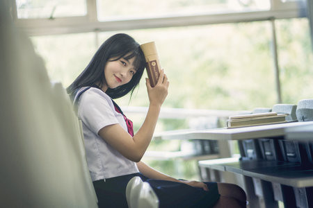 2025年北京第二外國語學(xué)院在職研究生招生簡(jiǎn)章