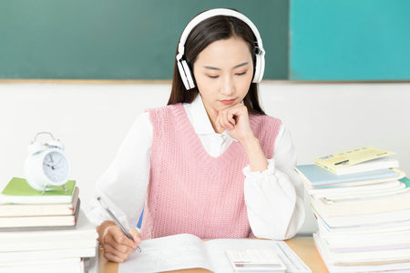 2025年甘肅中醫藥大學在職研究生招生簡章