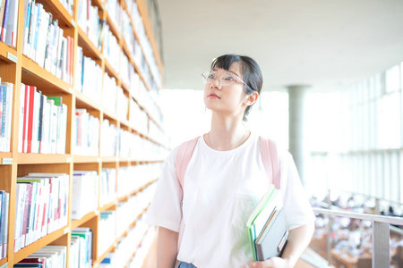 保險非全日制研究生招生簡章