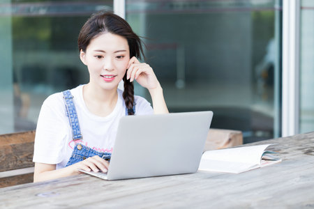 設(shè)計學(xué)在職研究生招生簡章