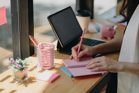 廣東外語(yǔ)外貿(mào)大學(xué)在職研究生招生簡(jiǎn)章 廣東外語(yǔ)外貿(mào)大學(xué)在職研究生招生簡(jiǎn)章