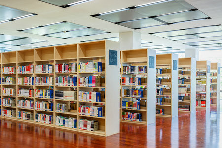 2026卡米洛何塞塞拉大學(xué)國際碩士招生對象有哪些？