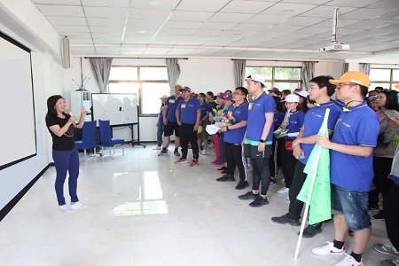 中心副主任張秋蘭老師對活動進(jìn)行總結(jié)