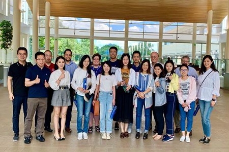 全體同學參觀Blue Cross/Blue Shield of Texas company