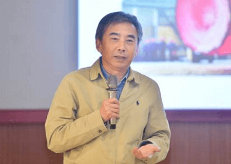 主持人孫川 主持人孫川