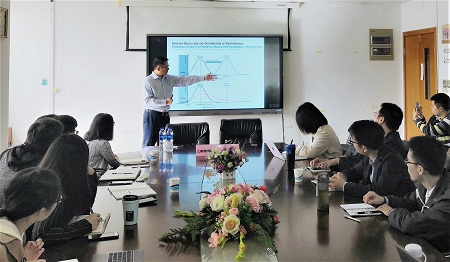 麥考瑞大學商學院資深講師楊銘輝博士 麥考瑞大學商學院資深講師楊銘輝博士