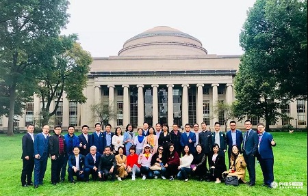 北大匯豐EMBA18班合照