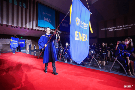 各項(xiàng)目、專業(yè)旗幟入場(chǎng)