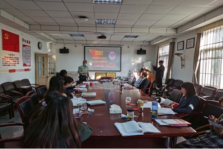 中南財(cái)經(jīng)政法大學(xué)研究生院：研究生院、黨委研究生工作部開(kāi)展安全知識(shí)培訓(xùn)