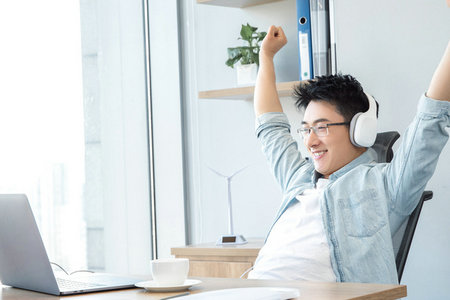 河南財經政法大學世界經濟在職研究生會影響工作嗎 河南財經政法大學世界經濟在職研究生會影響工作嗎