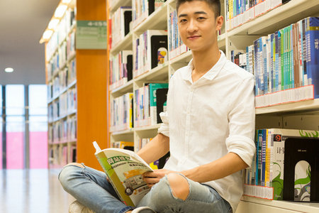 本科無學(xué)位可以報考法國蒙彼利埃大學(xué)高級工商管理國際碩士嗎 本科無學(xué)位可以報考法國蒙彼利埃大學(xué)高級工商管理國際碩士嗎