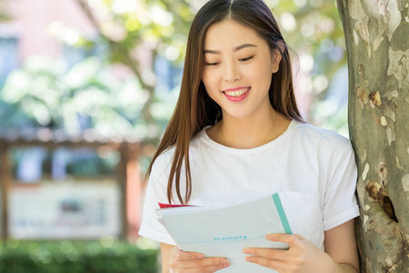 中國人民大學(xué)非全日制研究生招生簡章