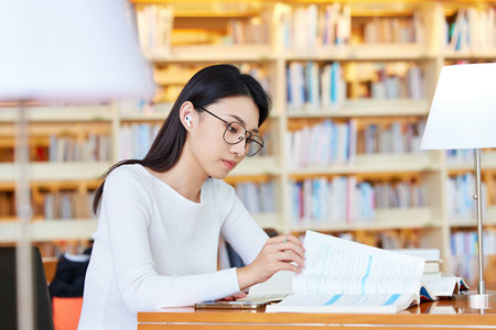 法國INSEEC高等商學院國際博士招生時間