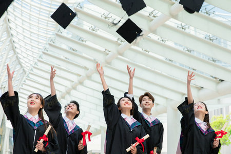 俄羅斯交通大學(xué)國際博士報名時間