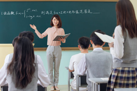 法國里昂IDRAC高等商業管理學院國際博士招生簡章