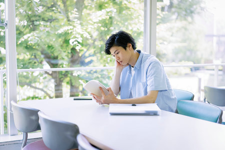 法國諾曼底管理學院國際博士好考嗎 法國諾曼底管理學院國際博士好考嗎