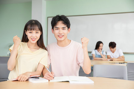 菲律賓國父大學(xué)招生類型