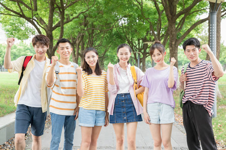 法國巴黎IPAG高等商學(xué)院招生條件