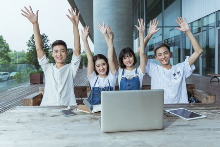 江漢大學(xué)同等學(xué)力申碩學(xué)費(fèi)一覽表 江漢大學(xué)同等學(xué)力申碩學(xué)費(fèi)一覽表