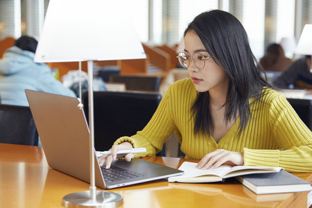 桂林電子科技大學(xué)在職研究生考試科目