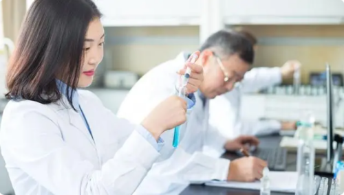 中西醫(yī)臨床醫(yī)學專業(yè)，又學中醫(yī)又學西醫(yī)，大家要注意了