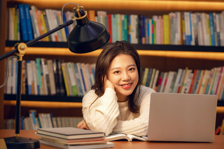 南京航空航天大學(xué)非全日制研究生報考條件 南京航空航天大學(xué)非全日制研究生報考條件